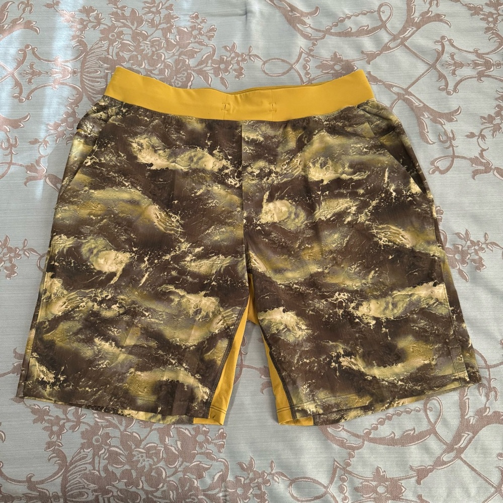 Lululemon T.H.E. Linerless Short 9” Shorts High Dive Auric Gold Multi Size XL